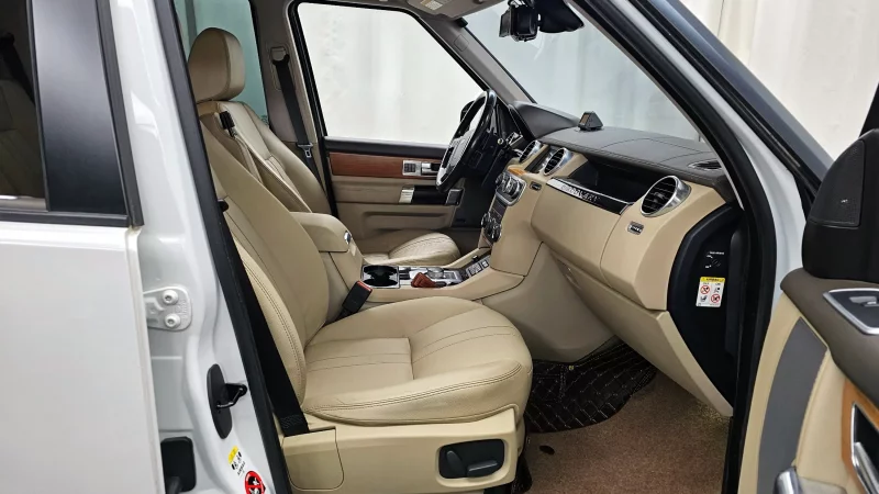 Land Rover DISCOVERY