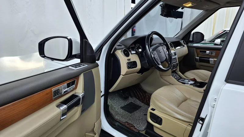 Land Rover DISCOVERY