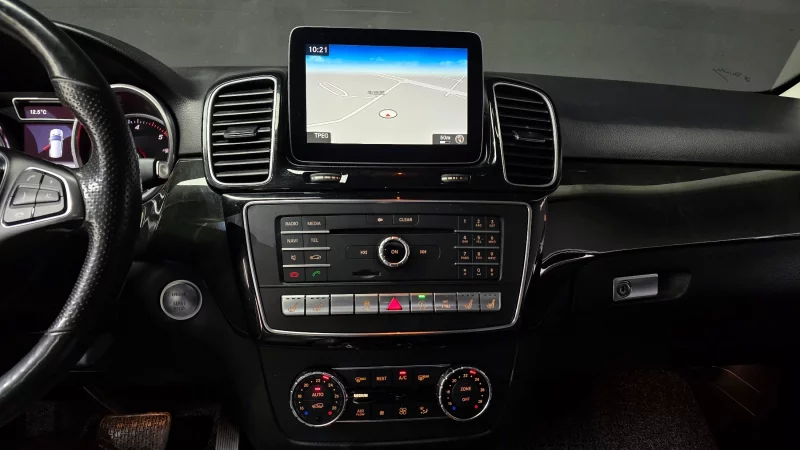 Mercedes-Benz GLE-Class