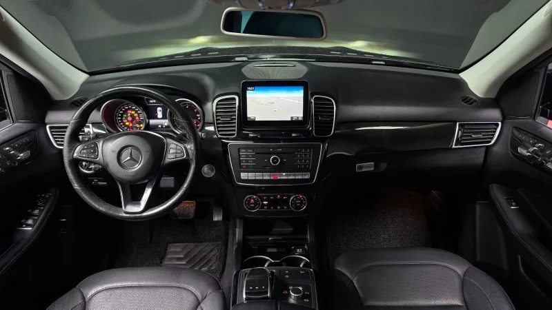 Mercedes-Benz GLE-Class
