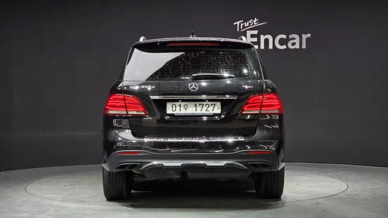 Mercedes-Benz GLE-Class