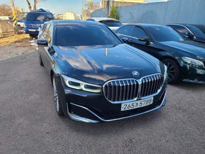 BMW 7-Series