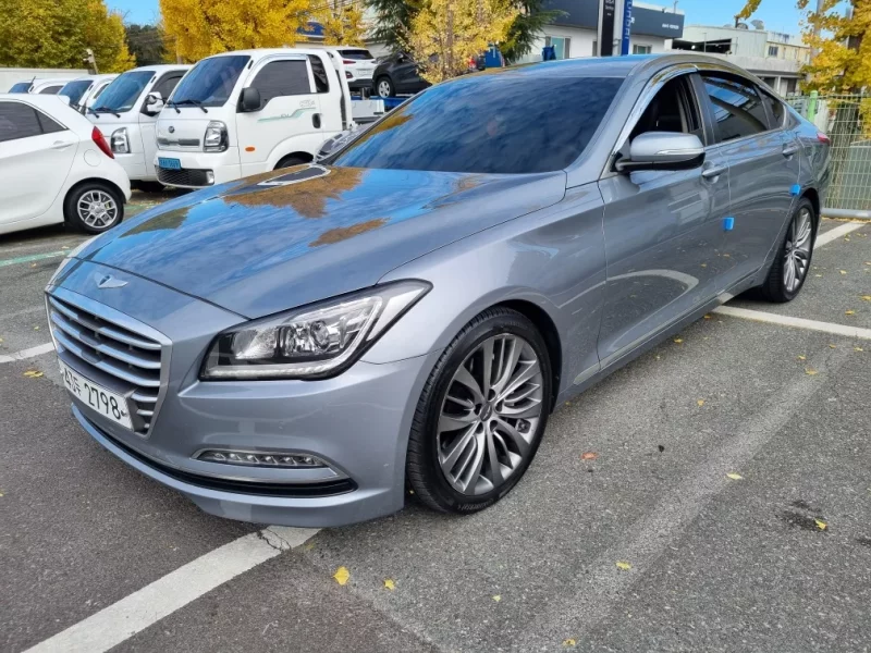 Hyundai Genesis