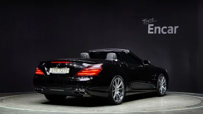 Mercedes-Benz SL-Class