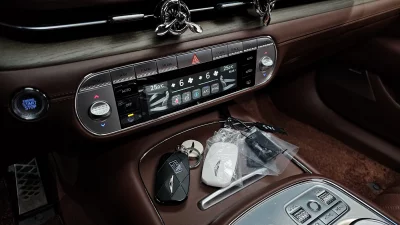 Genesis G90