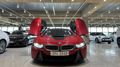 BMW i8