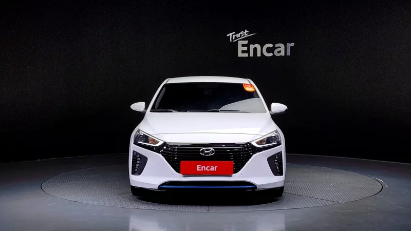 Hyundai Ioniq