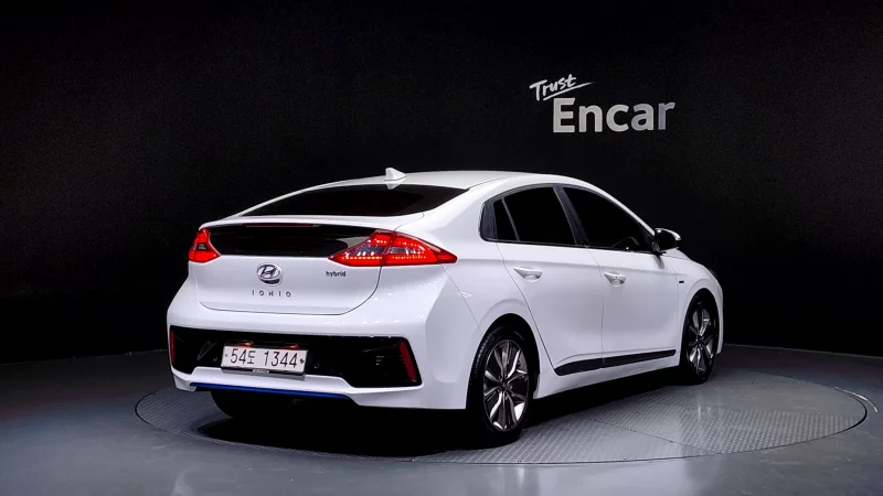 Hyundai Ioniq