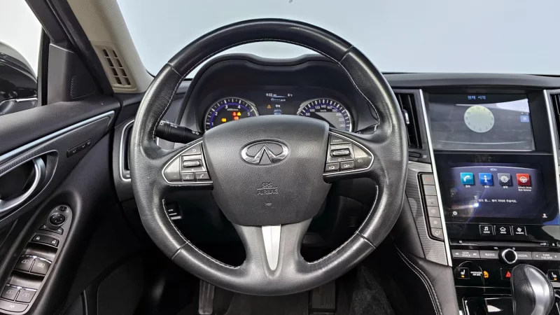 Infiniti Q50