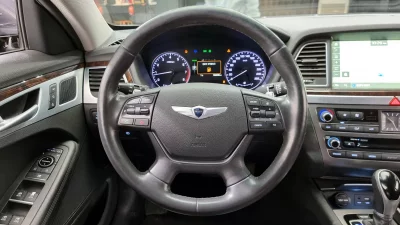 Hyundai Genesis