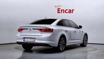 Renault Samsung SM6
