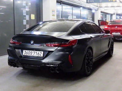 BMW M8