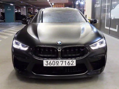 BMW M8