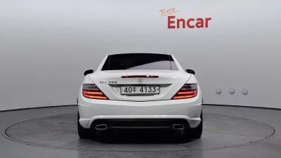 Mercedes-Benz SLK-Class