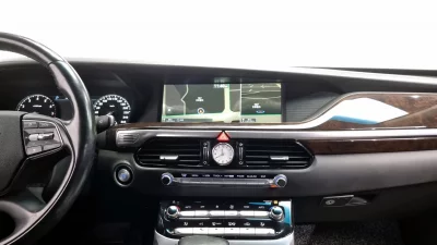 Genesis EQ900