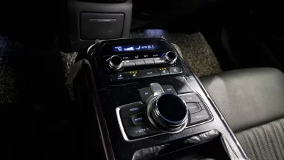 Genesis EQ900