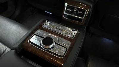 Kia K9