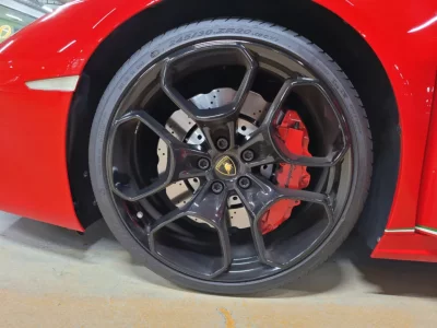 Lamborghini HURACAN