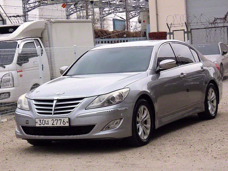 Hyundai Genesis
