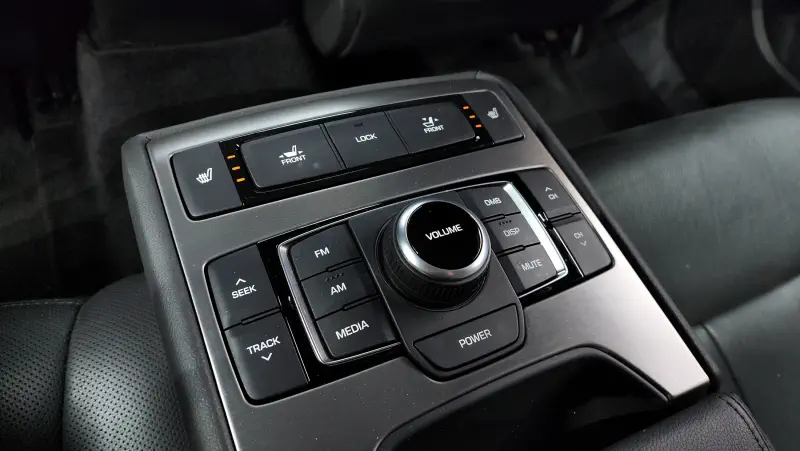 Hyundai Genesis