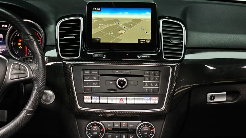 Mercedes-Benz GLE-Class