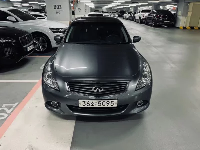 Infiniti G