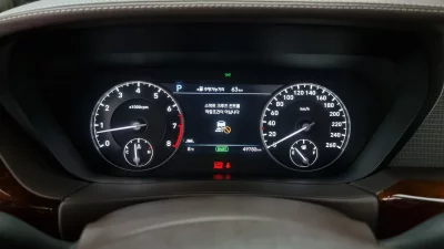 Genesis EQ900
