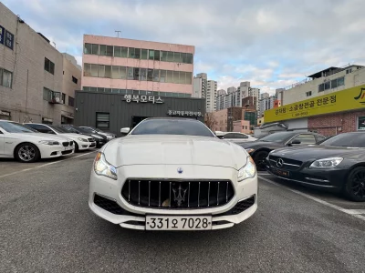 Maserati QUATTROPORTE