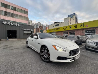 Maserati QUATTROPORTE