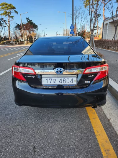 Toyota CAMRY