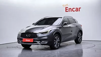 Infiniti QX30