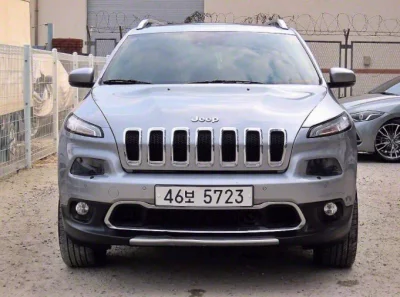 Jeep CHEROKEE