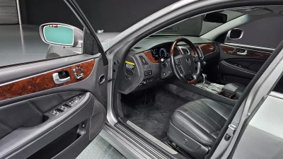 Hyundai Equus