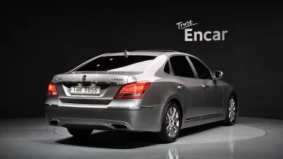 Hyundai Equus