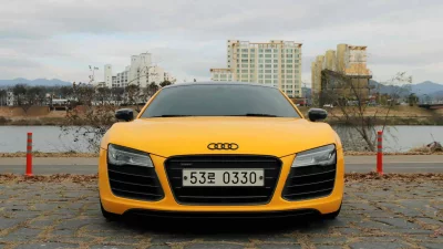 Audi R8