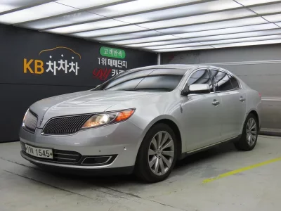 Lincoln MKS