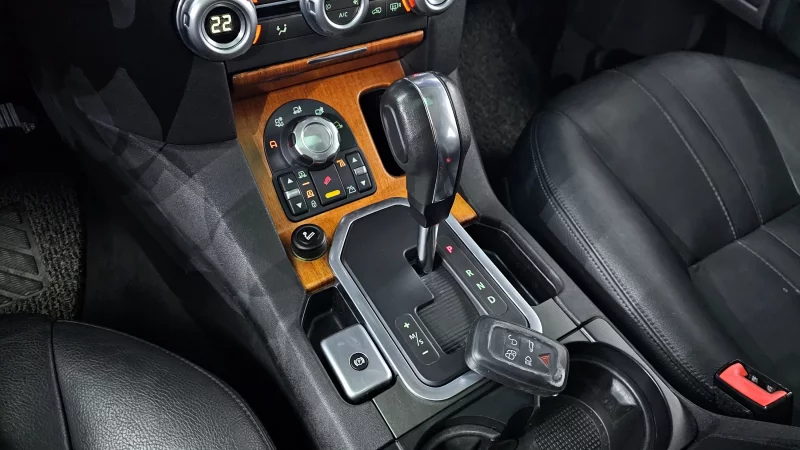 Land Rover DISCOVERY