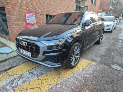 Audi Q8