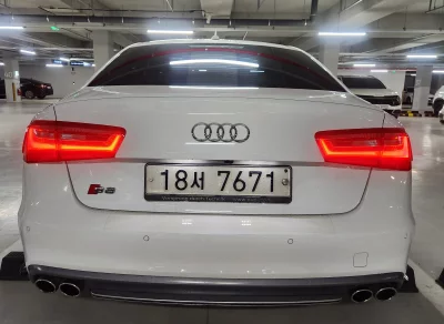 Audi S6