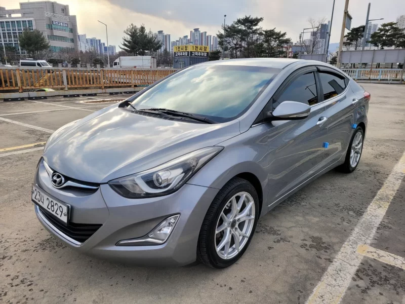 Hyundai AVANTE