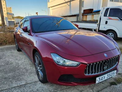 Maserati GHIBLI