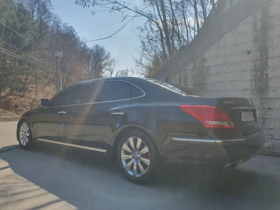 Hyundai Equus