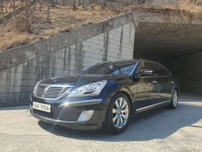 Hyundai Equus