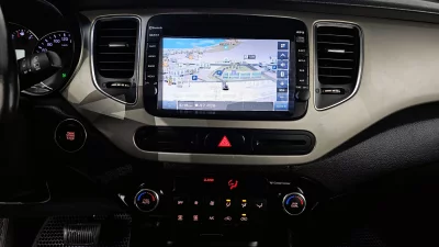 Kia Carens