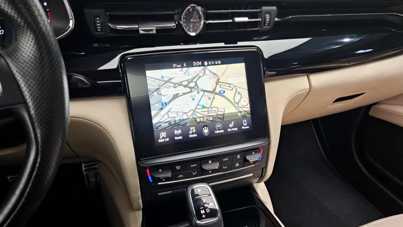 Maserati QUATTROPORTE