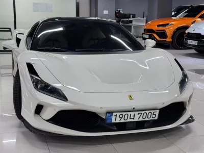 Ferrari F8