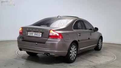 Volvo S80