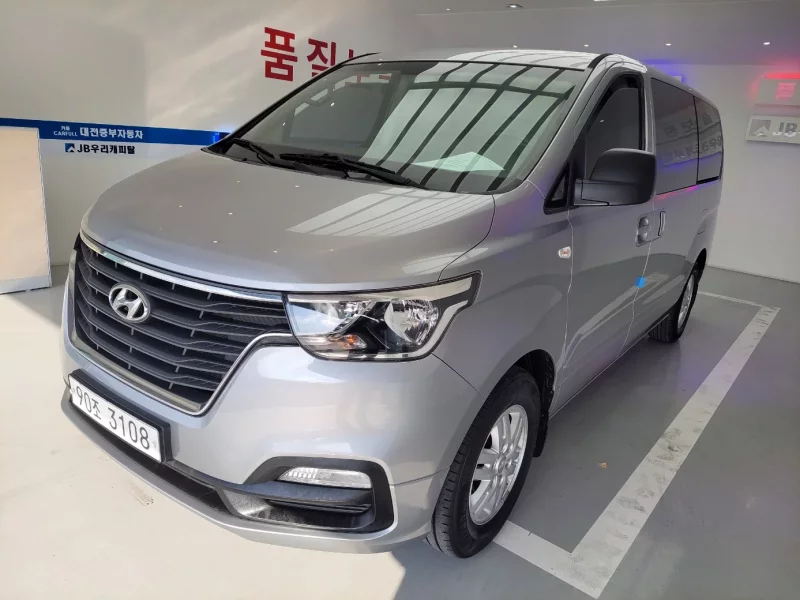 Hyundai Starex