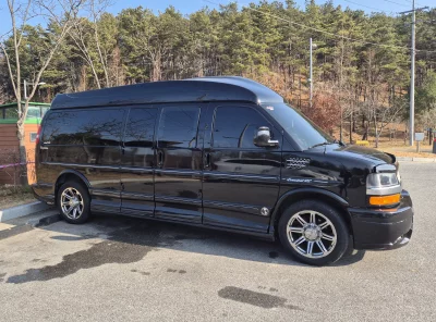 Chevrolet Express Van