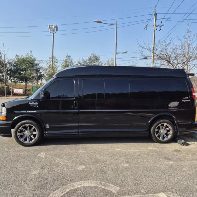 Chevrolet Express Van